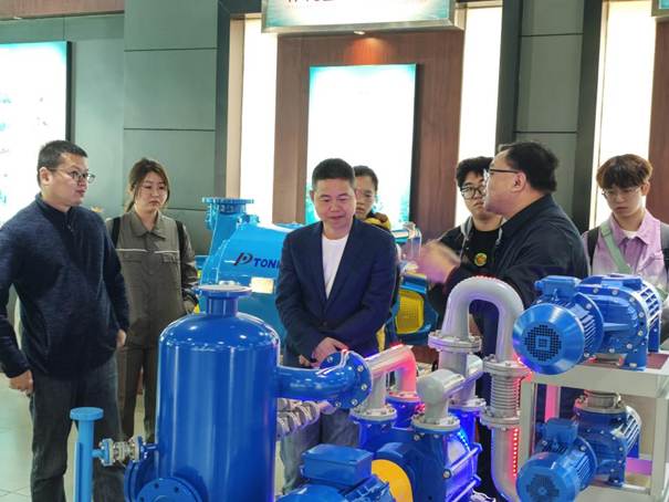 53fa44d9e31fb22b5e33c4b7a8c7c92