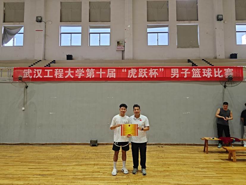 5a08be943a6d6032d9c6e774c21bd93